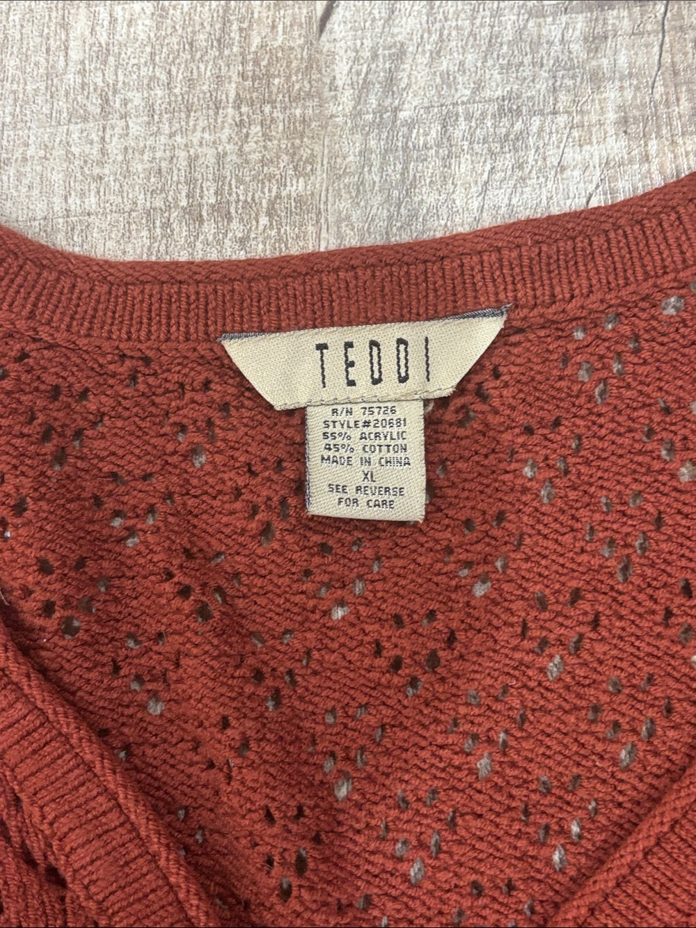 TEDDI Vintage Classic Crochet V‑Neck Button Cardigan Sweater - Rust XL - Picture 3 of 7